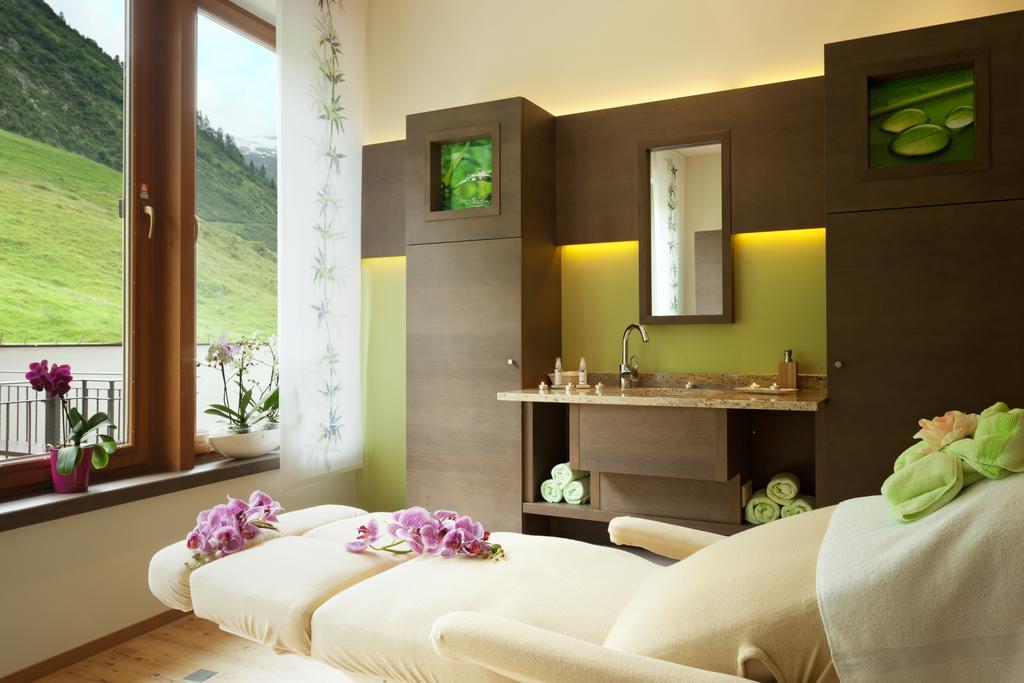 Hotel Alpenhof Tux Kültér fotó