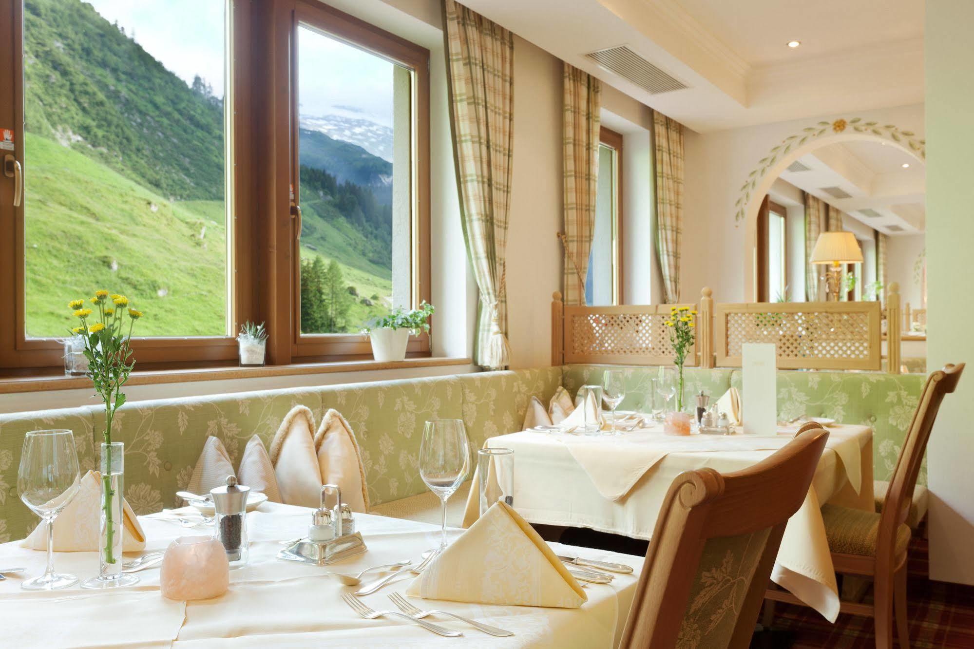 Hotel Alpenhof Tux Kültér fotó