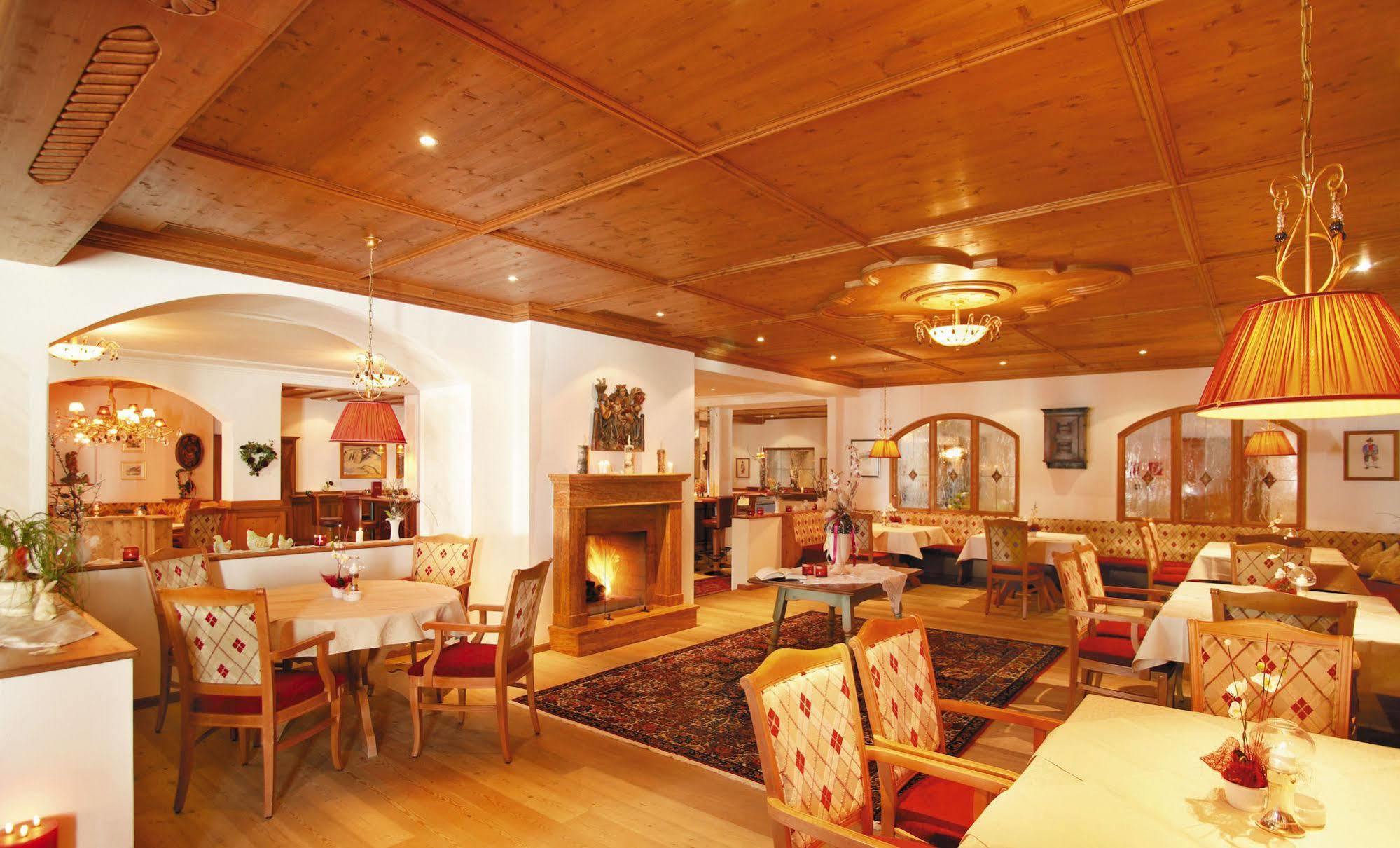 Hotel Alpenhof Tux Kültér fotó