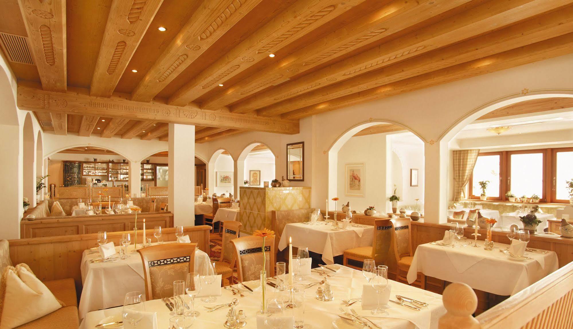 Hotel Alpenhof Tux Kültér fotó