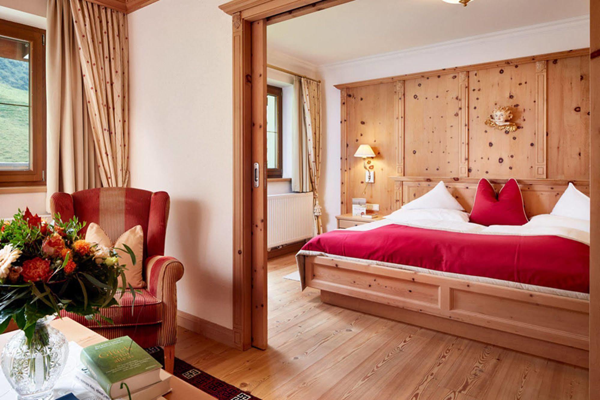 Hotel Alpenhof Tux Kültér fotó