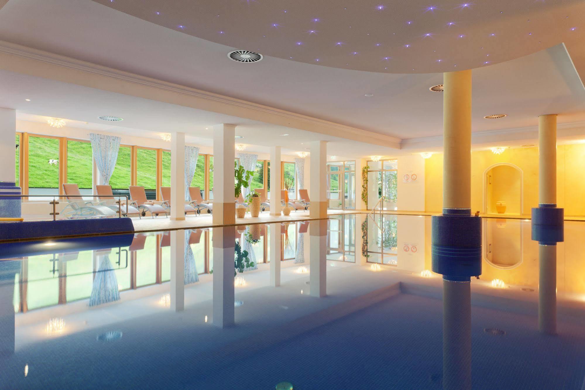Hotel Alpenhof Tux Kültér fotó